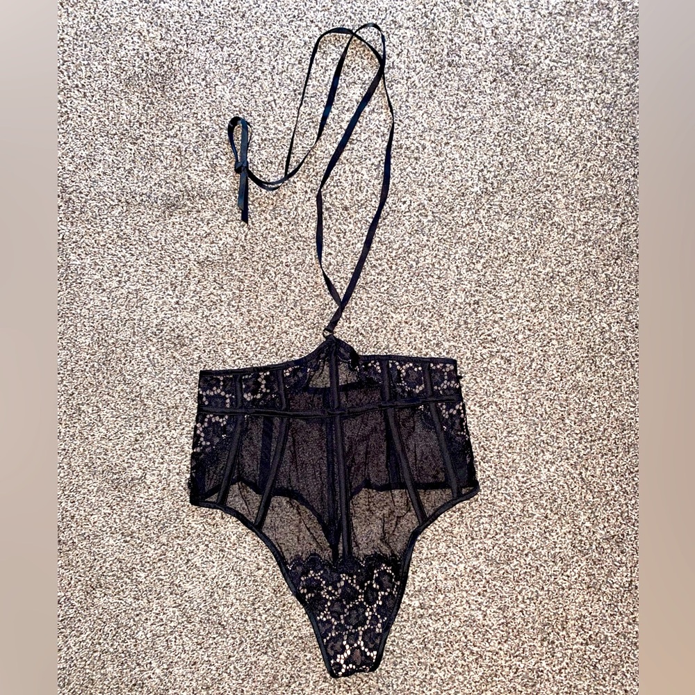 NWOT Victoria’s Secret lingerie bottoms